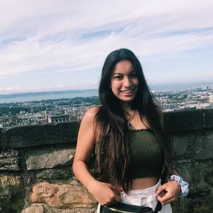 Meet your Posher, Kenzie